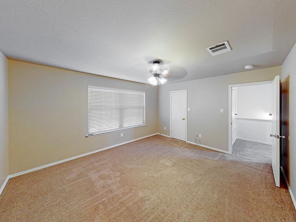 1st image of 541 Pleasant Valley Dr