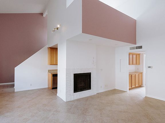 3rd image of 3651 Jasmine Ave APT 207