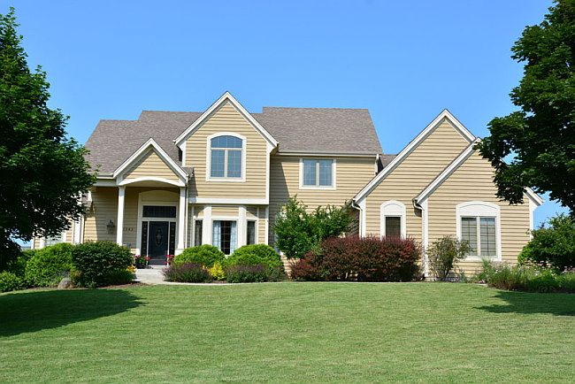 1st image of 5545 S Nicolet Dr