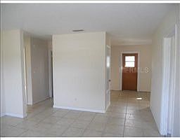 3rd image of 1720 Manor Dr