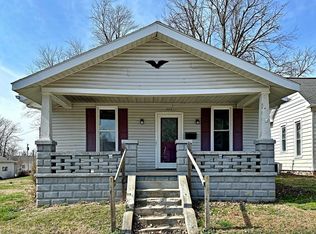 203 SE 7th St, Washington, IN 47501