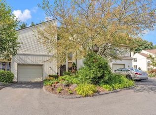 12 Spindle Hill Rd APT 8C, Wolcott, CT 06716