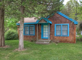 6 School St, East Hampton, NY 11937