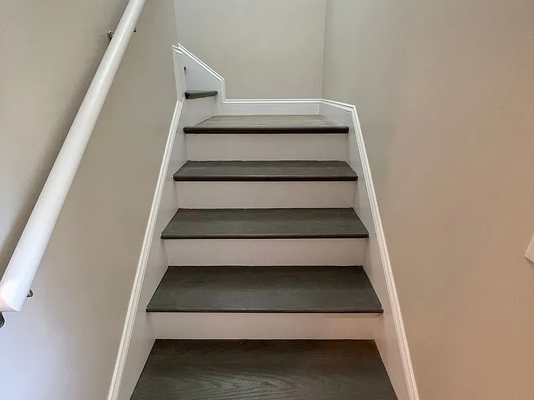 129 Kenoza Ave — Photo 9