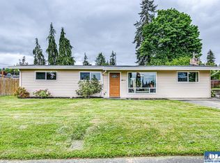 808 W 12th St, Port Angeles, WA 98363