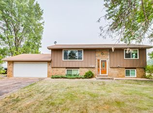 1525 171st Ave NE, Ham Lake, MN 55304