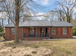3805 Broadacres Dr, Greensboro, NC 27407