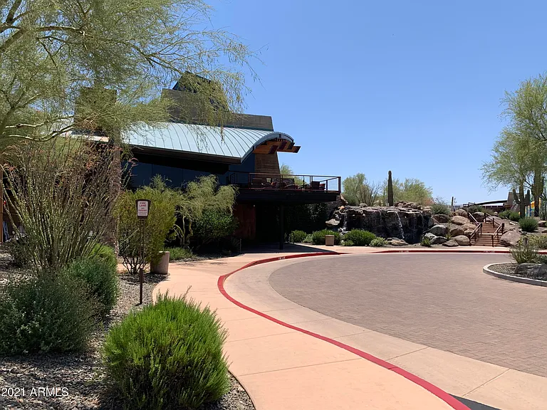 1608 W White Feather Ln — Photo 58
