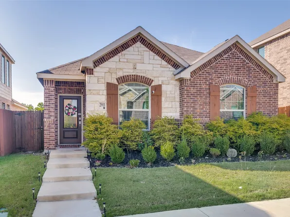 2911 S Griffin Ln, Forney, TX 75126