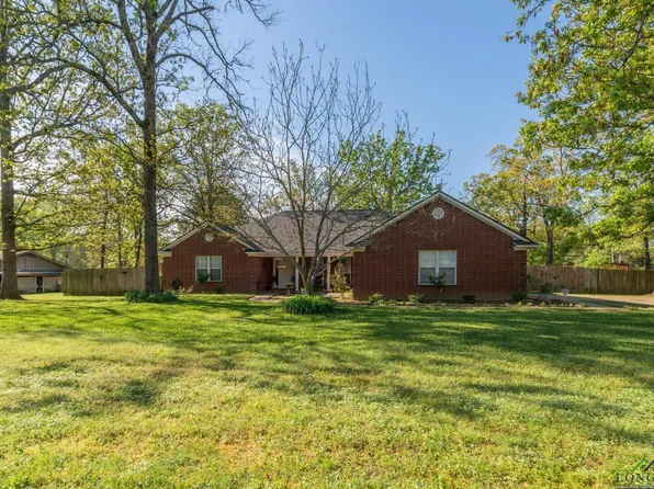 3239 W Cerliano Dr, Longview, TX 75605