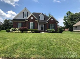 309 Wintergreen Ct, Kings Mountain, NC 28086