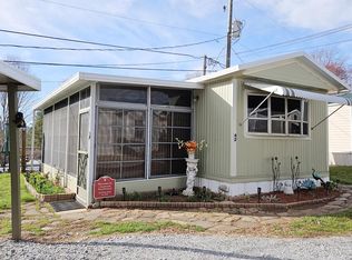 42 Pine Ave, Franklin, NC 28734