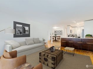 7930 SE 34th St APT 411, Mercer Island, WA