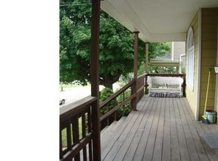 217 Walton Ave, Barnesville, OH 43713