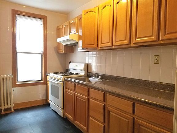 4th image of 4120 49th St APT 2F