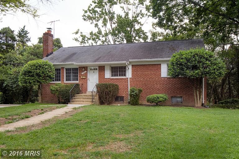 1st image of 3832 Pickett Ct
