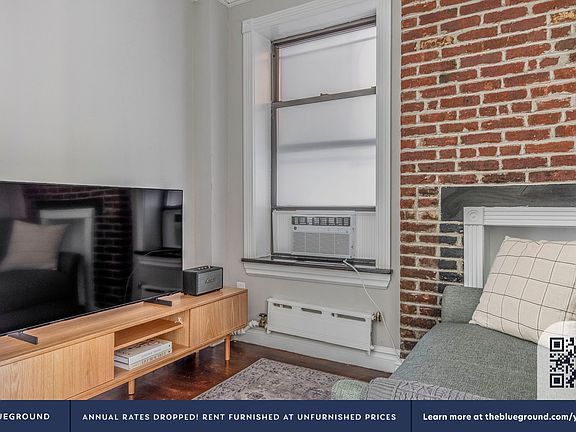 3rd image of 221 Mott St APT 11