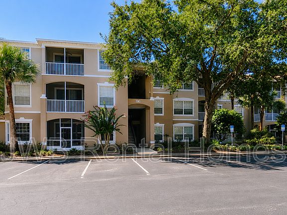 2nd image of 10550 Baymeadows Rd Unit 322