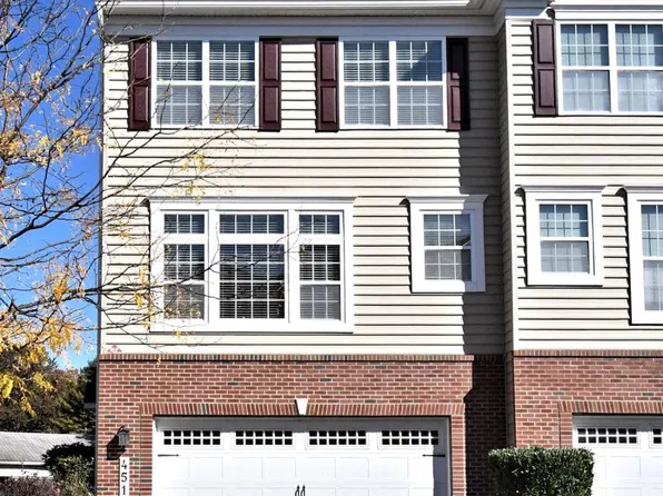 451 Williamson Ct, Lansdale, PA 19446