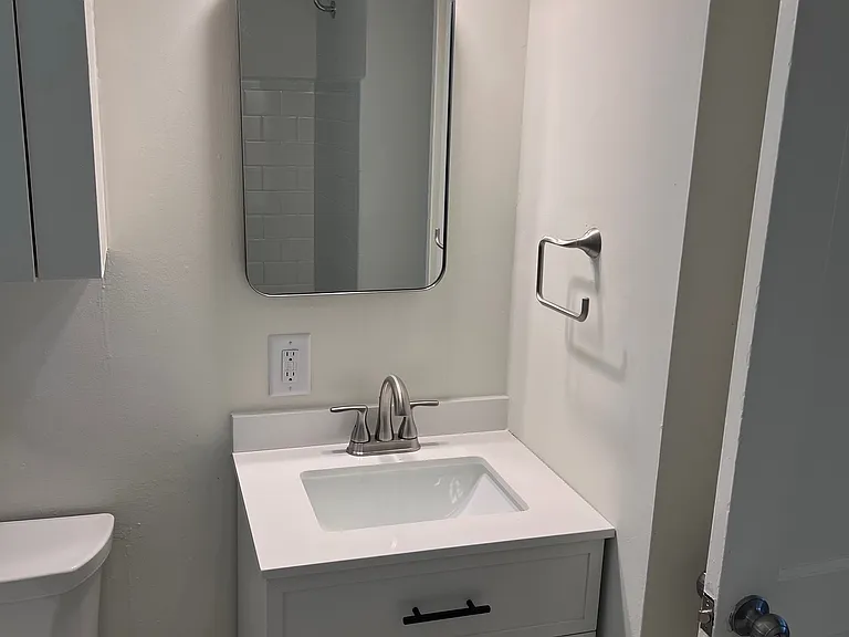 2114 Brandon Cir #4 — Photo 16