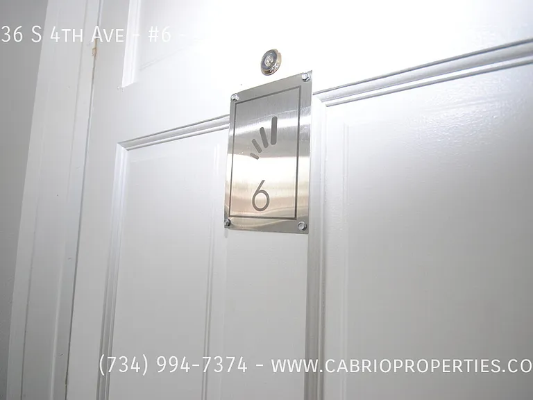 536 S 4th Ave — Photo 4