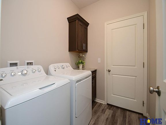 4th image of 3800 Cabo Dr