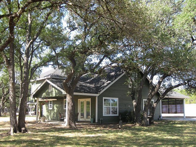 1st image of 901 Jennifer Ln