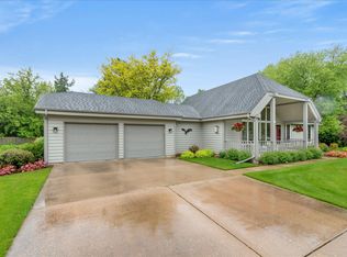 W369S9785 Deercrest Ct, Eagle, WI 53119