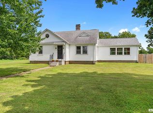 4418 11th St, East Moline, IL 61244