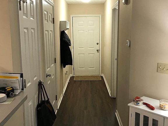 Front Entrance Hallway
