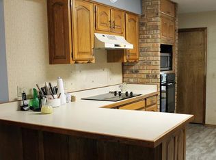 1605 Amherst Rd, Reno, TX 75462