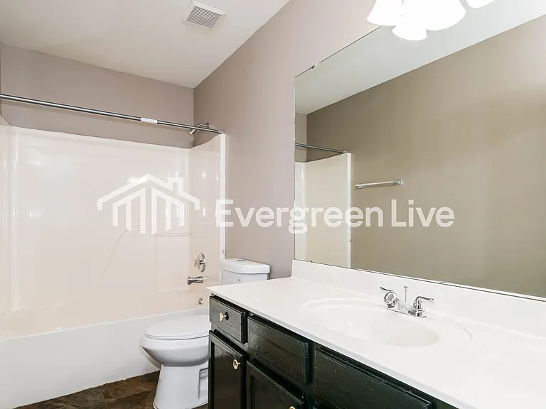 9257 Cozens Ave — Photo 12