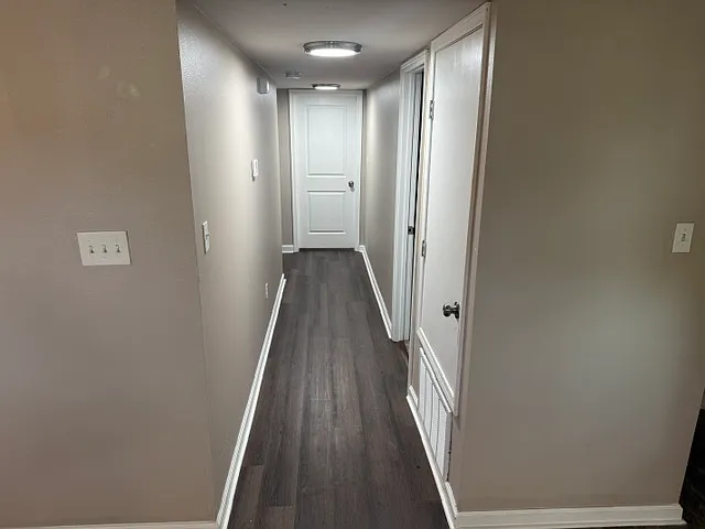 4200 Hollygrove St #4200 — Photo 9