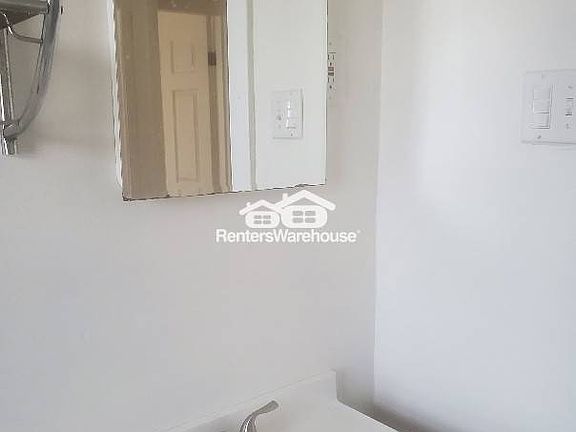 4th image of 6100 Reichman Ave
