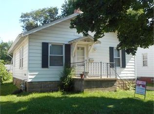 1528 E Walnut St, Decatur, IL 62526