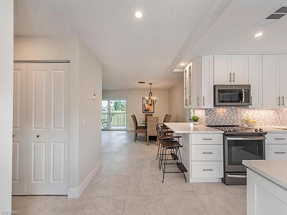 2nd image of 332 Tern Dr #4