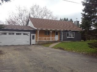 11535 Hughes Rd, Arcade, NY 14009