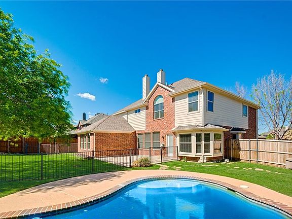 2nd image of 3503 Forsythia Dr