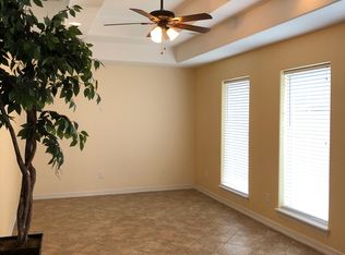 2502 E 20th St, Mission, TX 78572