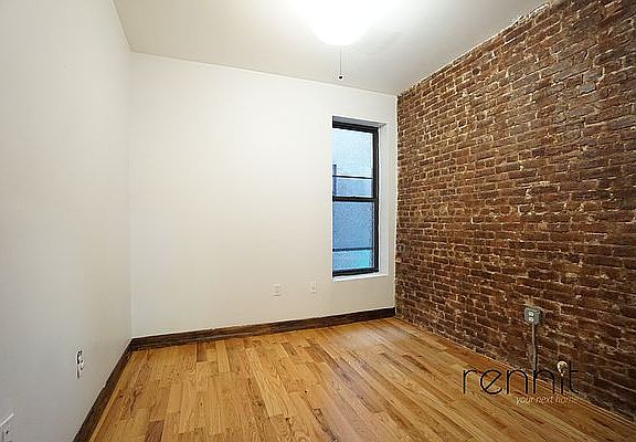 3rd image of 817 Saint Johns Pl APT 1C
