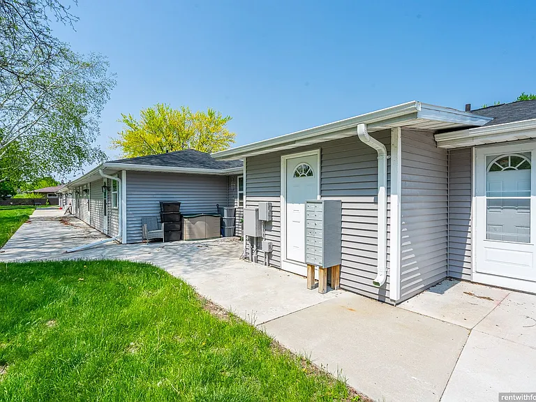 1031 Hunt Ave — Photo 20