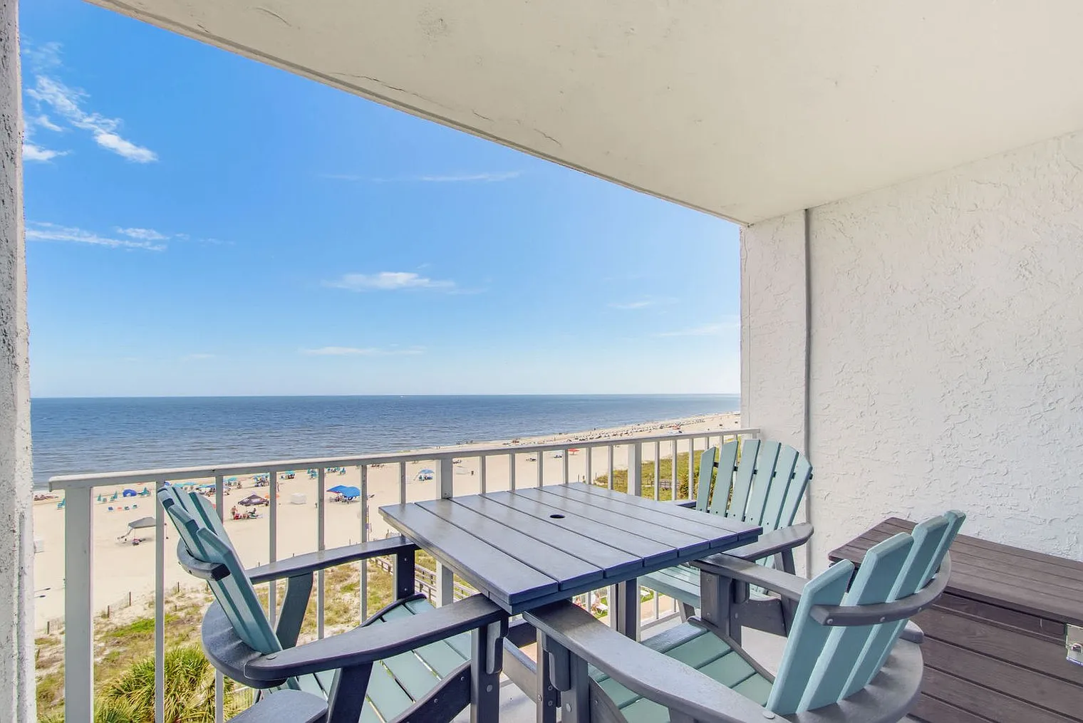 2 bed, 2.0 bath, 990 sqft, $2,935 — Photo 2