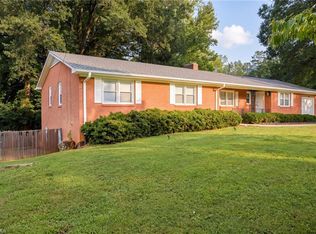 112 Delta St, Lexington, NC 27295