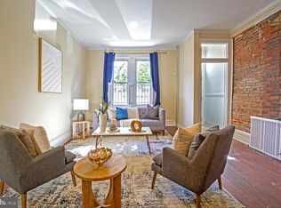 1635 Bainbridge St, Philadelphia, PA 19146