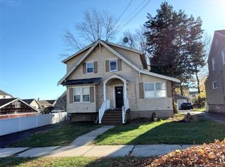 18 Bungalow Park, Stamford, CT 06902