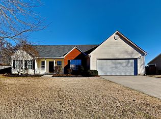 4102 Alaina Ave, Loganville, GA 30052