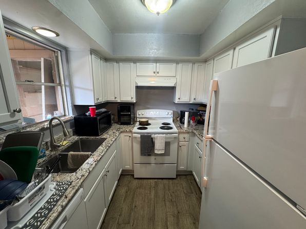 404 S Jackson St #404