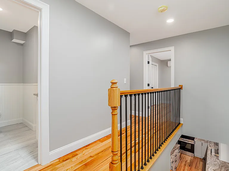 27 Milton St #1 — Photo 25