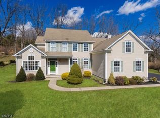 5 Spring Hollow Rd, Flemington, NJ 08822