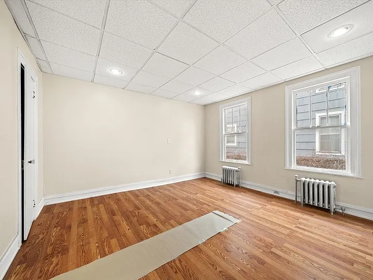 26 Doubleday St — Photo 11